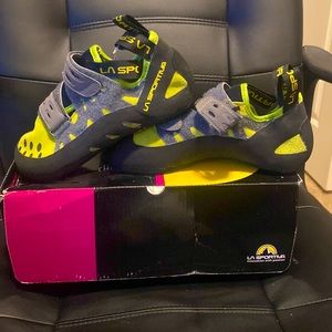 Size 6.5 Rock Climbing Shoes